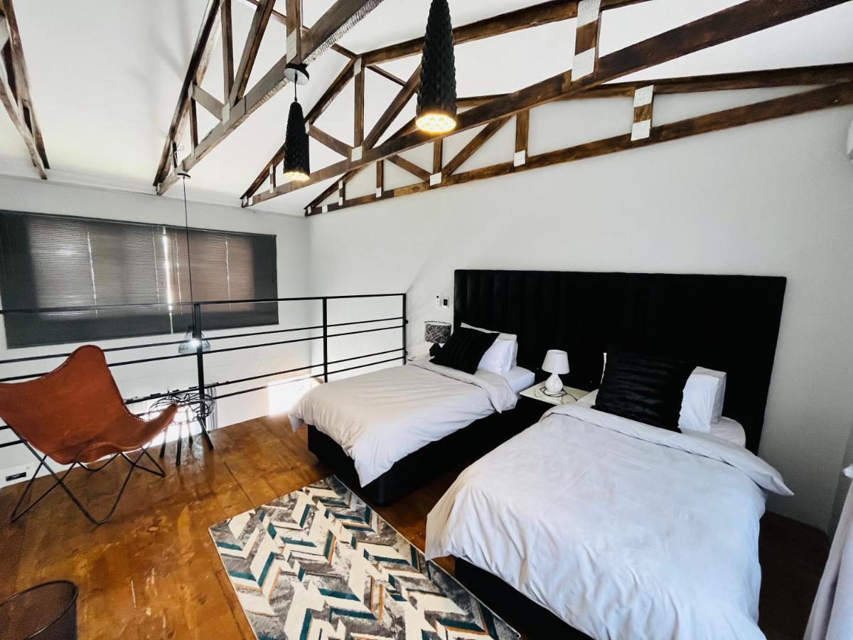 Kates Nest Guesthouse Oshakati Exterior foto